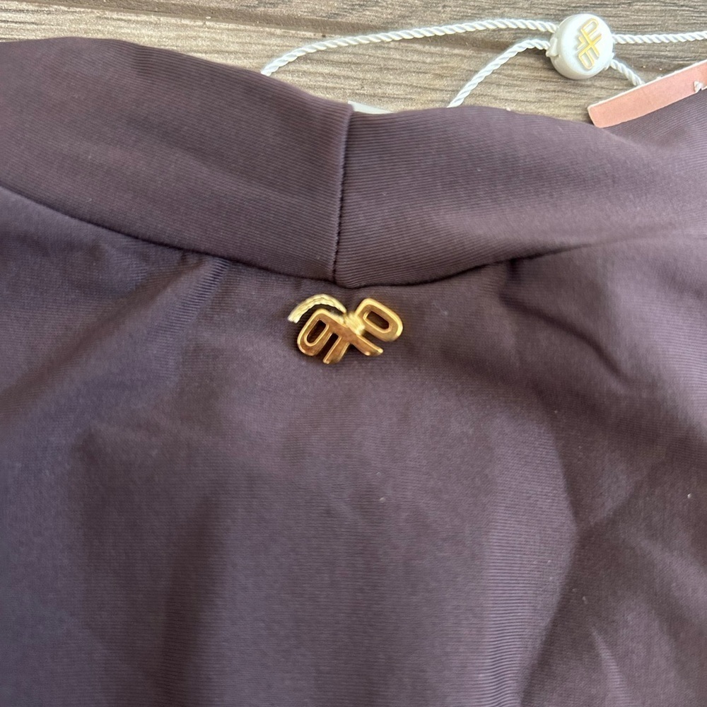 NWT PILYQ Pink and Brown Long Sleeve Bodysuit Size Medium - Picture 8 of 10